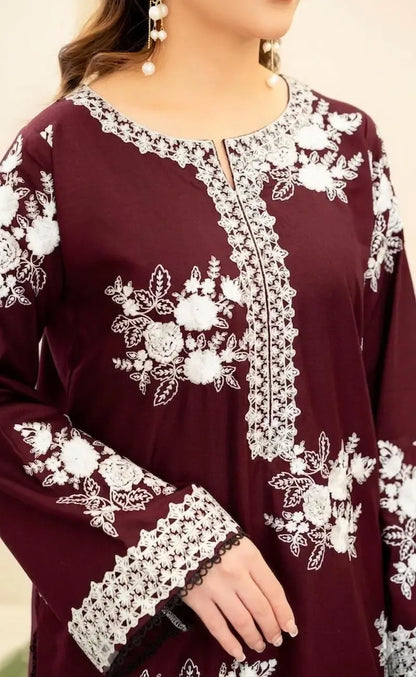 3 Pcs Women's Unstitched Embroidered Suit